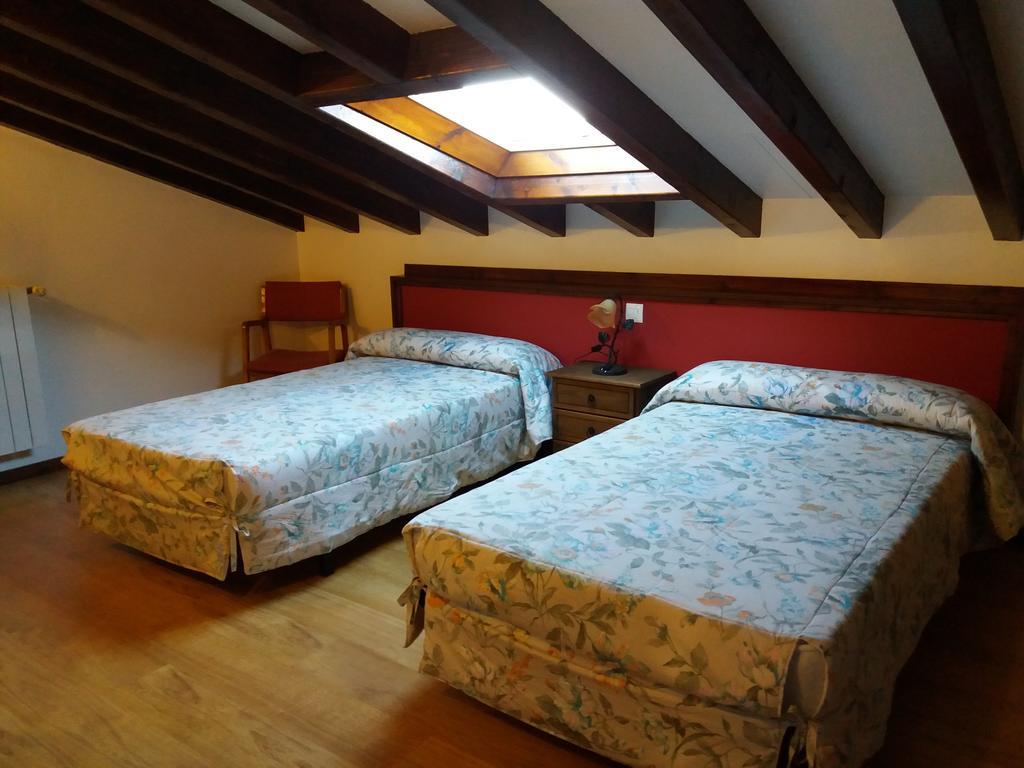 Apartamentos Llave De Santillana Santillana del Mar Eksteriør billede